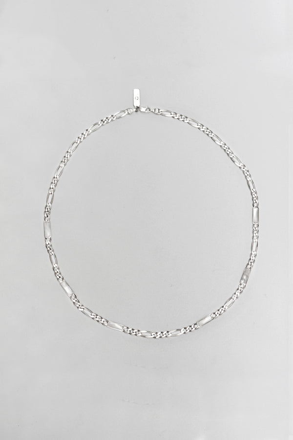 WHITE BASE CHAIN
